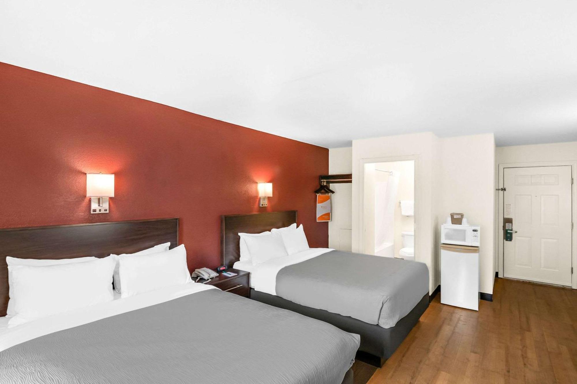 Quality Inn Queensbury Eksteriør billede